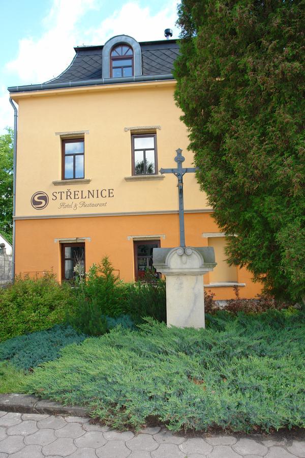 Hotel Strelnice Teplice nad Metuji Exterior photo